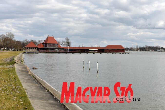 A Női strand öltözői jelenleg kihasználatlanok / Molnár Edvárd felvétele A Női strand öltözői jelenleg kihasználatlanok / Molnár Edvárd felvétele