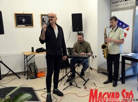Az újvidéki Amerikai Művelődési Kuckóban megnyílt Živkić Dušan jazz fotókiállítása