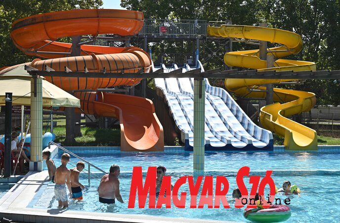 Csúszdapark (Fotó: Ótos András felvétele) Csúszdapark (Fotó: Ótos András felvétele)