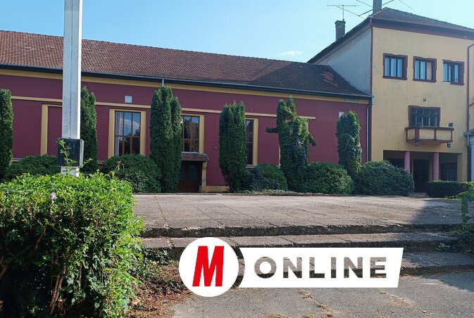 Új arculatot kap a II. világháború áldozatai előtt tisztelgő emlékmű (Fotó: Kazinczy Paszterkó Diana felvétele) Új arculatot kap a II. világháború áldozatai előtt tisztelgő emlékmű (Fotó: Kazinczy Paszterkó Diana felvétele)