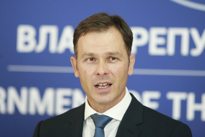 Beograd, 14.09.2020. - Konferencija za novinare nakon sednice Socijalno-ekonomskog saveta, na kojoj je bilo reci o utvrdjivanju minimalne cene rada odrzana je danas u Palati Srbija u Beogradu. Na fotografiji govori ministar finansija Sinisa Mali. (BETAPHO Beograd, 14.09.2020. - Konferencija za novinare nakon sednice Socijalno-ekonomskog saveta, na kojoj je bilo reci o utvrdjivanju minimalne cene rada odrzana je danas u Palati Srbija u Beogradu. Na fotografiji govori ministar finansija Sinisa Mali. (BETAPHO