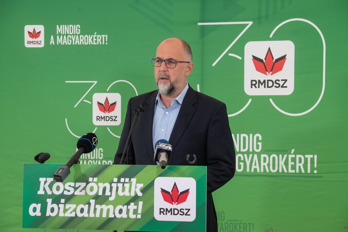 Az RMDSZ elnökének sajtótájékoztatója (Fotó: MTI) Az RMDSZ elnökének sajtótájékoztatója (Fotó: MTI)