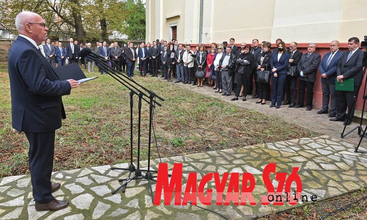 Hajnal Jenő: A nagyszerű eszmény igazságát száz év távlatából még inkább sajátunknak érezzük (Fotó: Ótos András) Hajnal Jenő: A nagyszerű eszmény igazságát száz év távlatából még inkább sajátunknak érezzük (Fotó: Ótos András)