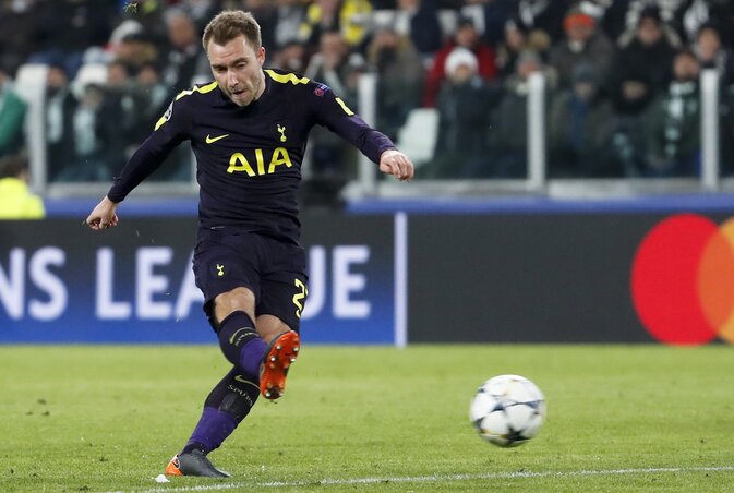 Christian Eriksen a 72. percben szabadrúgásból egyenlített (Fotó: Beta/AP) Christian Eriksen a 72. percben szabadrúgásból egyenlített (Fotó: Beta/AP)