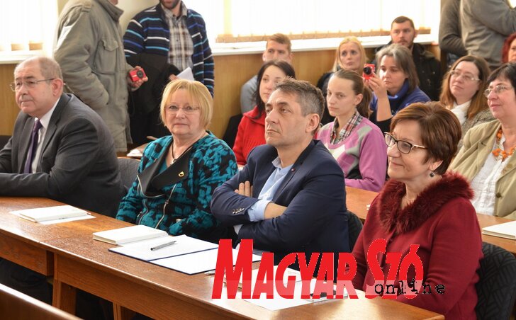 A 2018 a külhoni magyar családok éve rendezvénysorozat megnyitójának résztvevői (Lakatos János felvétele) A 2018 a külhoni magyar családok éve rendezvénysorozat megnyitójának résztvevői (Lakatos János felvétele)