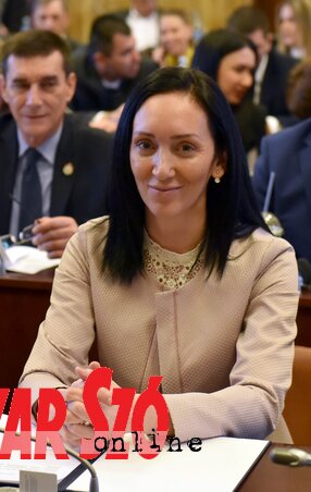 Dragana Milošević az új művelődési és tájékoztatási titkár (Ótos András felvétele) Dragana Milošević az új művelődési és tájékoztatási titkár (Ótos András felvétele)