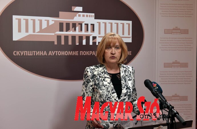Erdély Lenke: A VMSZ sem támogatja az orosz–szerb humanitárius központ építését Újvidéken (Ótos András felvétele) Erdély Lenke: A VMSZ sem támogatja az orosz–szerb humanitárius központ építését Újvidéken (Ótos András felvétele)