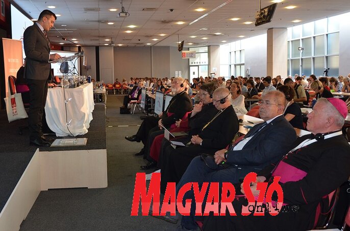 Az Európai Egyházak Konferenciájának 15. Nagygyűlése Újvidéken (Dávid Csilla felvétele) Az Európai Egyházak Konferenciájának 15. Nagygyűlése Újvidéken (Dávid Csilla felvétele)