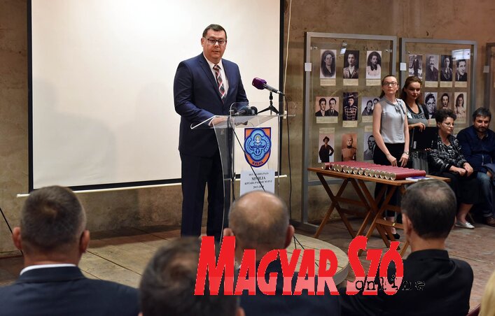 Pintér Attila az évforduló kapcsán szervezett rendezvényen (Ótos András felvétele) Pintér Attila az évforduló kapcsán szervezett rendezvényen (Ótos András felvétele)
