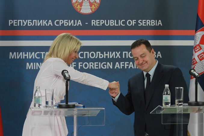Marija Zaharovát, az orosz Külügyminisztérium sajtószóvivőjét Ivica Dačić fogadta (Fotó: Beta) Marija Zaharovát, az orosz Külügyminisztérium sajtószóvivőjét Ivica Dačić fogadta (Fotó: Beta)