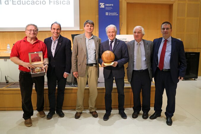 Az legendák fiai is ott voltak a barcelonai konzulátuson (Fotó: MTI) Az legendák fiai is ott voltak a barcelonai konzulátuson (Fotó: MTI)