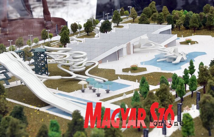 A leendő palicsi wellnessközpont és akvapark modellje (Gergely Árpád felvétele) A leendő palicsi wellnessközpont és akvapark modellje (Gergely Árpád felvétele)