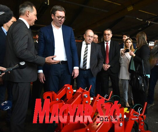 Bata Imre, Aleksandar Vučić és Pásztor István(Ótos András felvétele) Bata Imre, Aleksandar Vučić és Pásztor István(Ótos András felvétele)