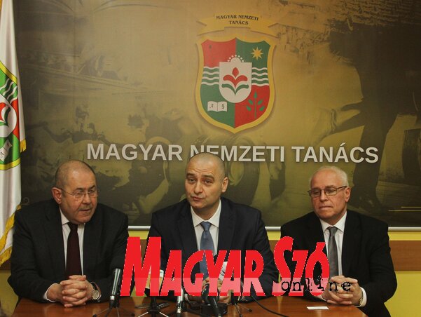 Pásztor István, Nenad Ivanišević és Hajnal Jenő (Fotó: Diósi Árpád) Pásztor István, Nenad Ivanišević és Hajnal Jenő (Fotó: Diósi Árpád)
