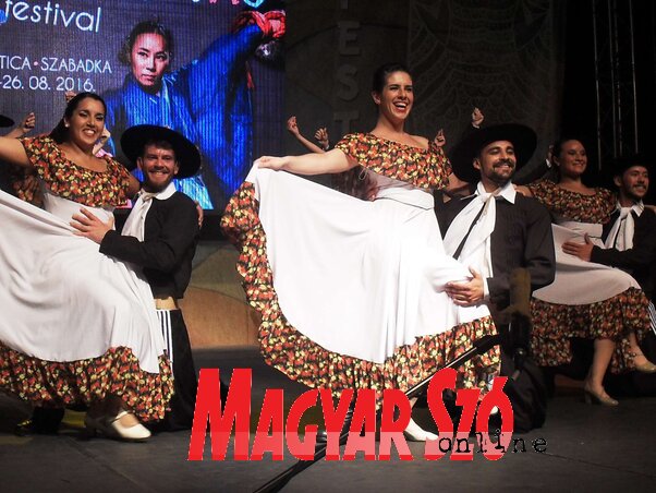 A színpadon Uruguay (Lukács Melinda felvétele)