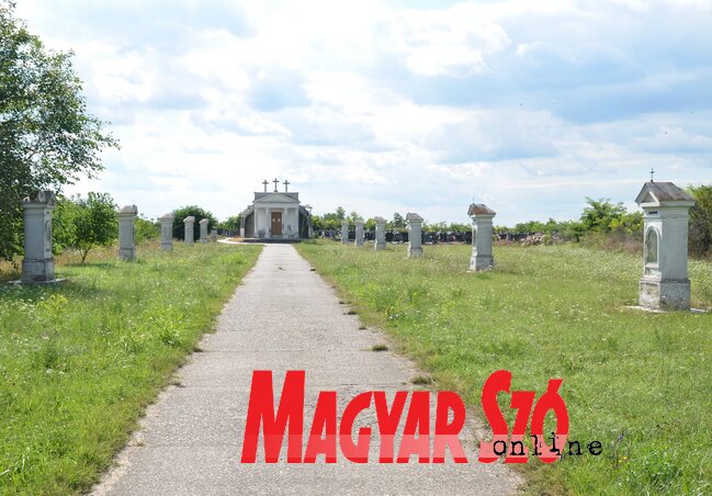 A magyar temető kápolnája a stációkkal