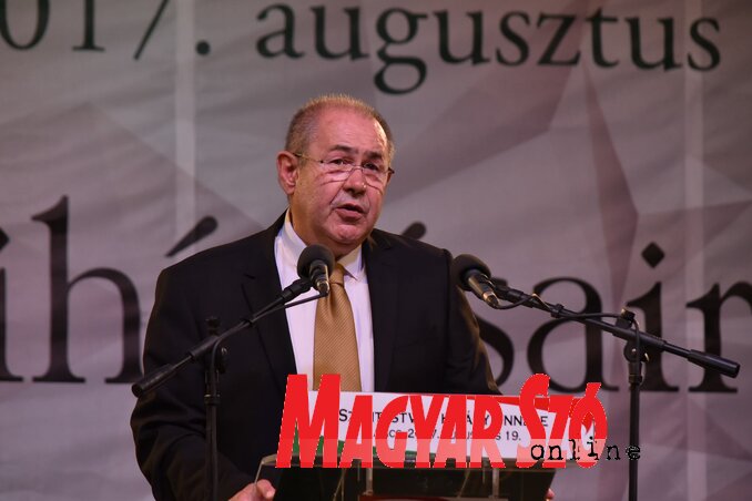 Pásztor István: Nem adjuk fel az életterünket (Fotó: Ótos András) Pásztor István: Nem adjuk fel az életterünket (Fotó: Ótos András)