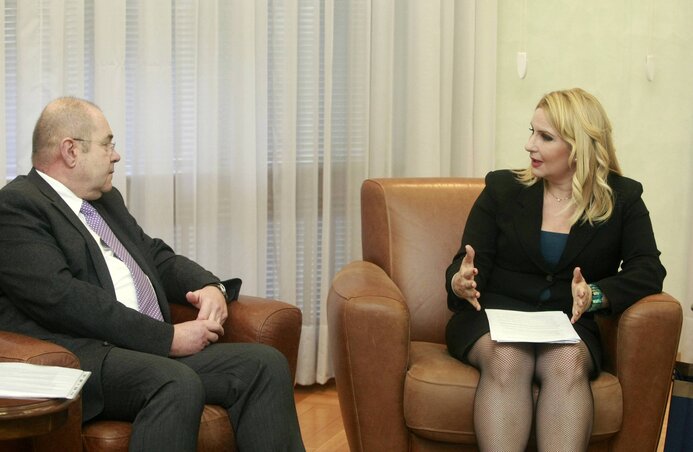 Pásztor István és Zorana Mihajlović (Fotó: Beta) Pásztor István és Zorana Mihajlović (Fotó: Beta)