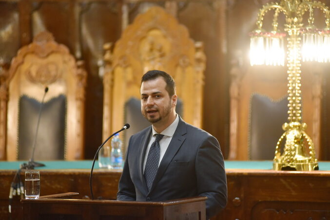 Újhelyi Ákos Újhelyi Ákos