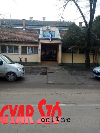A Labud Pejović Iskoláskor Előtti Intézmény újfalusi épülete, a Szivárvány Óvoda (Kancsár Izabella felvétele) A Labud Pejović Iskoláskor Előtti Intézmény újfalusi épülete, a Szivárvány Óvoda (Kancsár Izabella felvétele)
