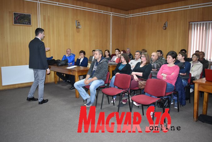 Fotó: L. Móger Tímea Fotó: L. Móger Tímea