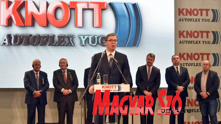 Három évvel ezelőtt is Knott-gyárcsarnokot avattak Óbecsén (Fotó: Ótos András) Három évvel ezelőtt is Knott-gyárcsarnokot avattak Óbecsén (Fotó: Ótos András)