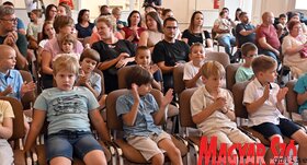 tanévkezdés, beiskolázási csomag , elsősök