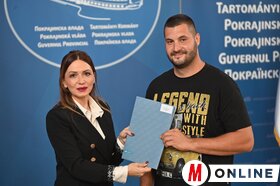 Ünnepélyesen átadták az állattenyésztés fejlesztését szolgáló tartományi támogatásokat Újvidéken