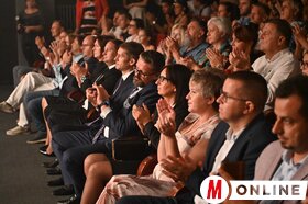 Mohács színház ősbemutató