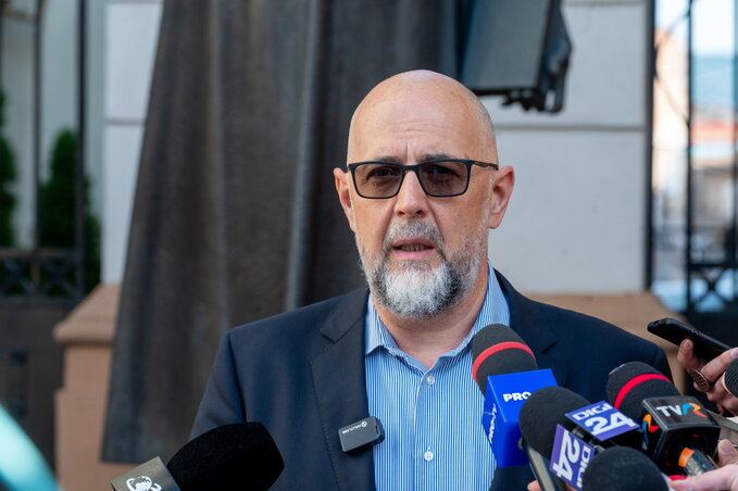 Kelemen Hunor RMDSZ-elnök: Simion győzelme a döntőben tragikus lenne a magyar közösség számára (Fotó: MTI) Kelemen Hunor RMDSZ-elnök: Simion győzelme a döntőben tragikus lenne a magyar közösség számára (Fotó: MTI)