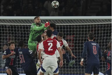 Arteta szerint Donnarumma (zöldben) jelentette a lényegi különbséget a két csapat között (Fotó: Beta/AP)