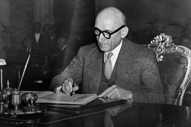 Robert Schuman francia külügyminiszter 1950. május 9-én vetette fel a mai EU elődjének tekinthető Európai Szén- és Acélközösség létrehozását (Fotó: erogendfor.org)