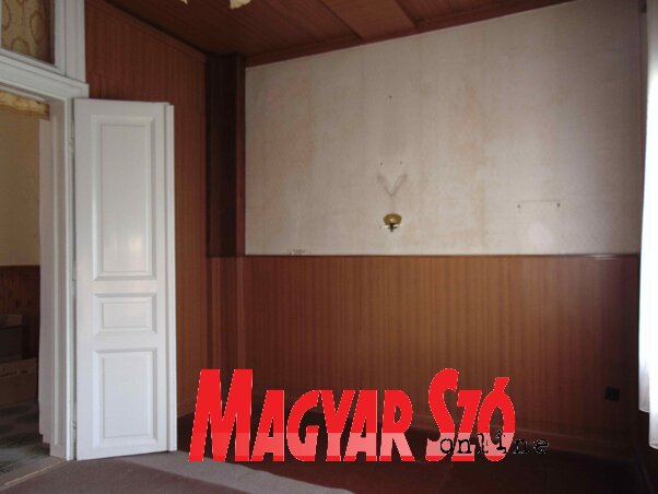 Ebben a tágas szobában kapott helyet a nővérek kápolnája, ahol imádkozni gyűltek össze (Fotó: Vidács Hajnalka) Ebben a tágas szobában kapott helyet a nővérek kápolnája, ahol imádkozni gyűltek össze (Fotó: Vidács Hajnalka)