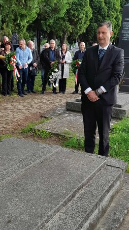 Hajvert Ákos koszorúz Hajvert Ákos koszorúz