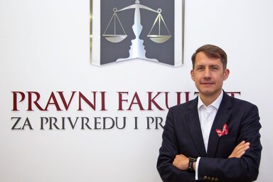Dr. Pásztor Bálint Facebook-oldala