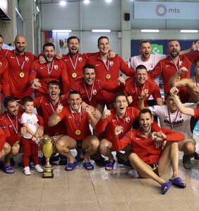 A Radnički a Regionális Premier Liga után a Szuperligát is megnyerte (Fotó: facebook.com/waterpoloserbia)