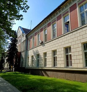 Az Óbecsei Gimnázium (Fotó: Kancsár Izabella)