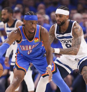 Shai Gilgeous-Alexander (balról) ismét győzelemre vezette az OKC-t (Fotó: Beta/AP)