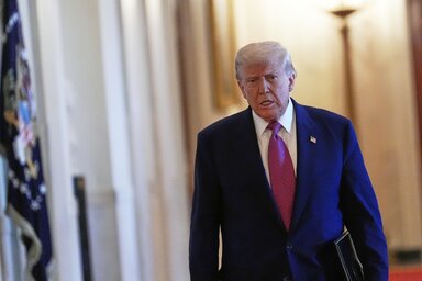 Az amerikai elnök szerint már tervben vannak Irán ellen újabb, még brutálisabb támadások , de még mindig van idő, hogy ennek véget vessenek (Fotó: Beta/AP)