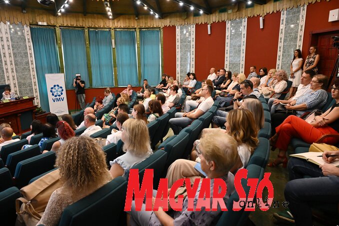 Eddig 646 millió dinár vissza nem térítendő támogatás érkezett Vajdaságba, ami csaknem másfél milliárd dinárnyi projektösszköltséget jelent csak a turizmusban (Molnár Edvárd felvétele) Eddig 646 millió dinár vissza nem térítendő támogatás érkezett Vajdaságba, ami csaknem másfél milliárd dinárnyi projektösszköltséget jelent csak a turizmusban (Molnár Edvárd felvétele)