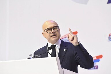 A pártelnök hangsúlyozta,  az erőszak kezdeményezőit felelősségre fogják vonni (Fotó: Beta)