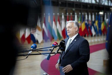 Egy felmérés szerint három év alatt jelentősen visszaesett Ukrajna uniós és NATO-csatlakozásának támogatottsága (Fotó: MTI)