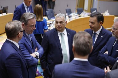 Az EU-tagállamok vezetői megvitatják, miként lehet tovább támogatni a békére irányuló erőfeszítéseket (Fotó: Beta/AP)