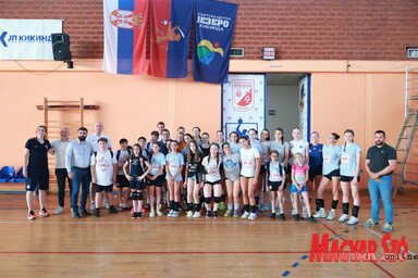 Csoportképen a tábor résztvevői (Fotó: Vidács Hajnalka)Csoportképen a tábor résztvevői (Fotó: Vidács Hajnalka)
