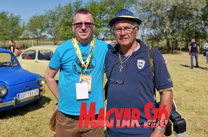 A becsei és az oromi oldtimeres megszervezte, hogy Magyarkanizsán is bemutatkozzanak A becsei és az oromi oldtimeres megszervezte, hogy Magyarkanizsán is bemutatkozzanak