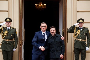 Búcsúlátogatásra Kijevbe érkezett szombaton a posztjáról bő egy hónap múlva távozó Andrzej Duda lengyel államfő (balról) (Fotó: Beta/AP)