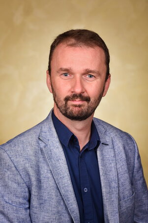 Dr. Námesztovszki Zsolt (Molnár Edvárd felvétele) Dr. Námesztovszki Zsolt (Molnár Edvárd felvétele)