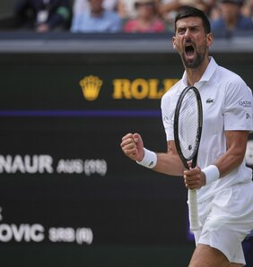 Novak Đoković az utolsó játszmában 4:1- ről fordított (Fotó: Beta/AP)
