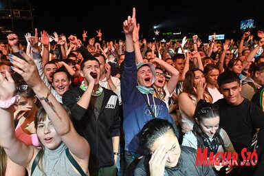 Az EXIT fesztivál első estéje mindenkire hatással volt még másnap is, hiszen felejthetetlen produkciókat láthattunk a megnyitón és utána is (Fotó: Ótos András felvétele)