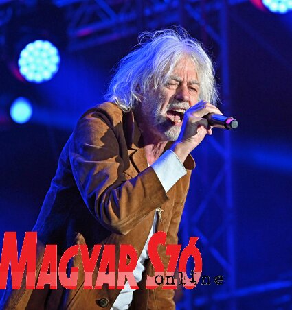 Bob Geldof, az etiópiaiaknak segélyt gyűjtő Live Aid most 73 éves
elindítója is itt volt csütörtökön este (Fotó: Ótos András felvétele)